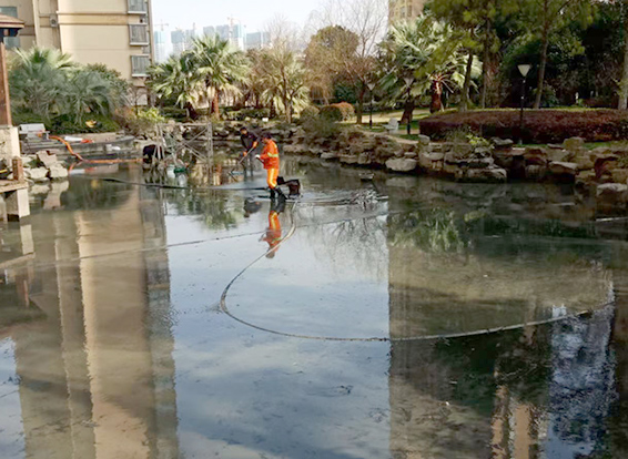 卓尼景观池淤泥清理