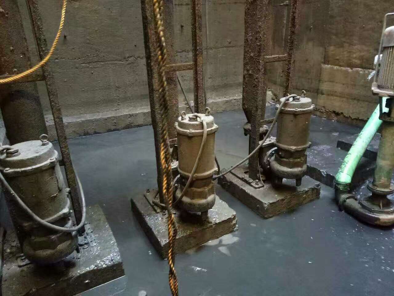 卓尼污水池清理