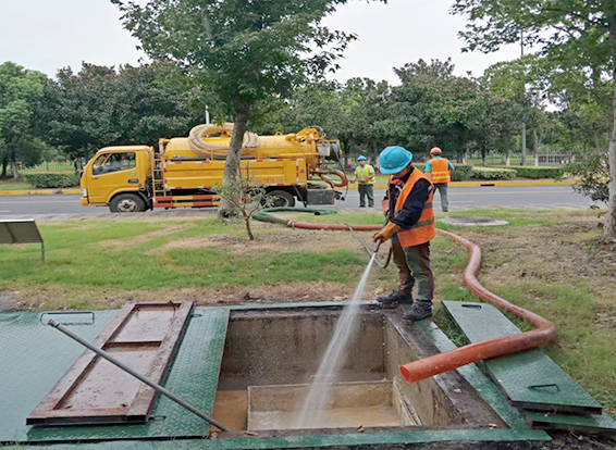 卓尼化油池清理